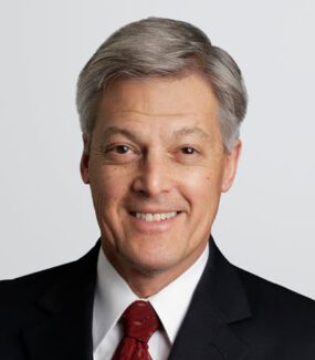 Gary Schlossberg, Wells Fargo Investment Institute Global Strategist